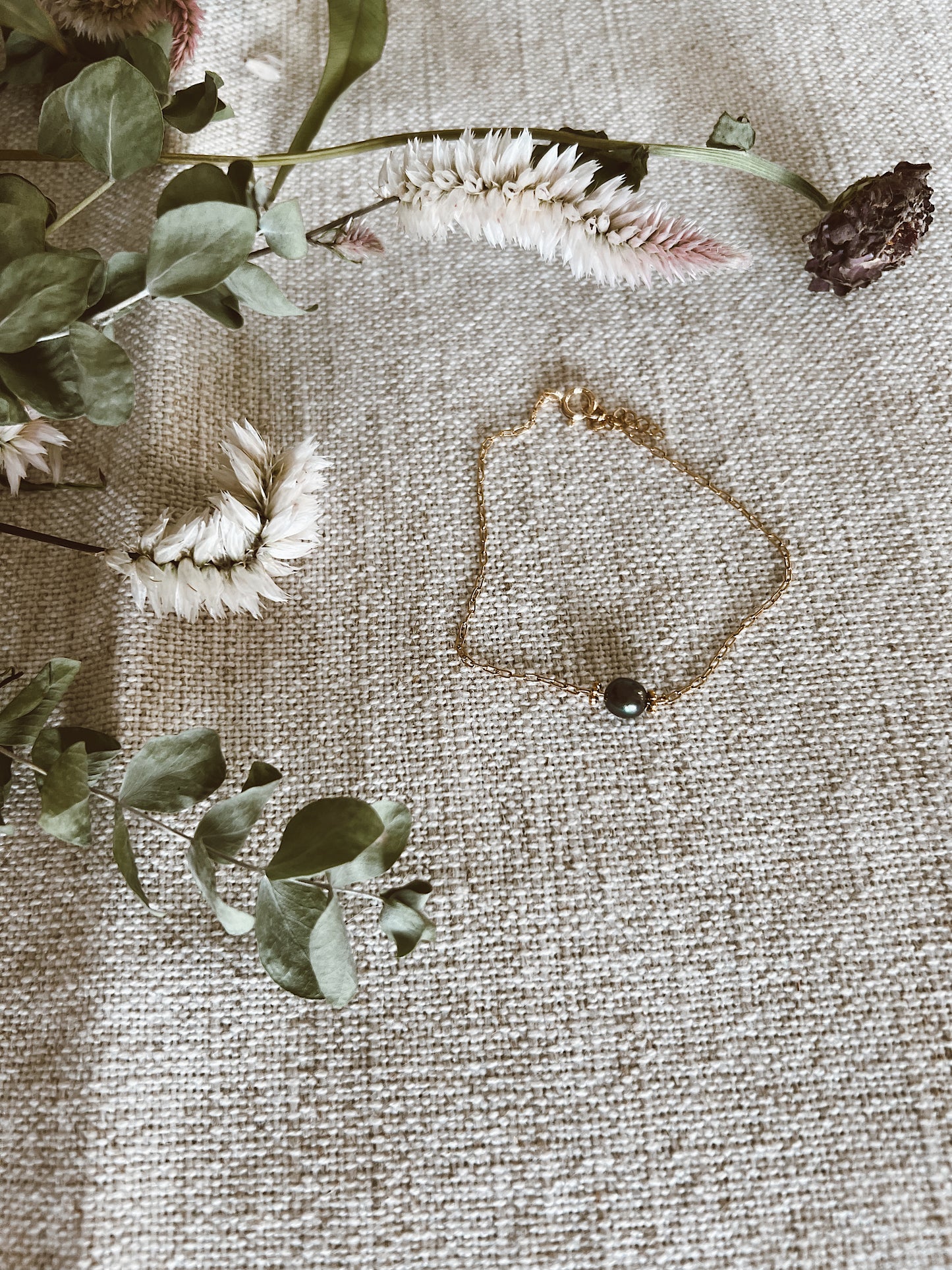 Single Pearl Bracelet