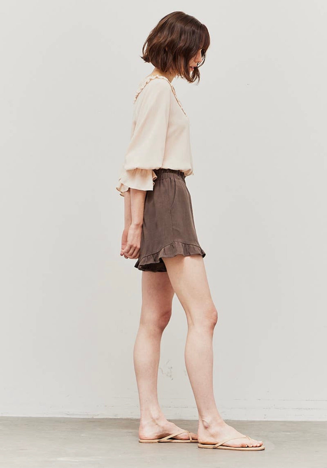 Linen Blend Ruffle Shorts