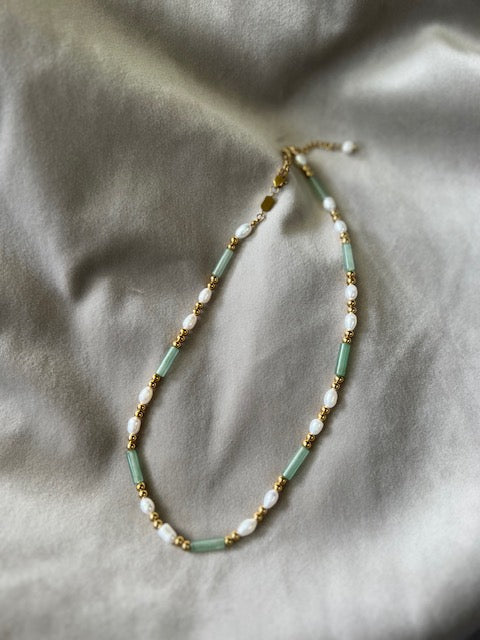 Summer Pearl Necklace
